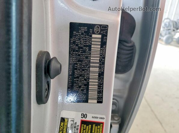 2T1BURHE7KC196870 2019 TOYOTA COROLLA Silver ძრავის განყოფილების ხედი