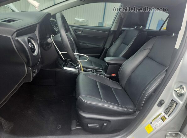 2T1BURHE7KC206233 2019 TOYOTA COROLLA Silver Widok wnętrza z przodu
