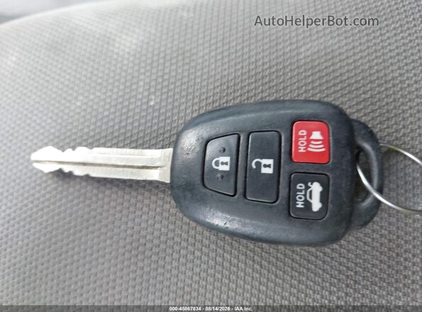 2T1BURHE7KC207141 2019 TOYOTA COROLLA Blue Widok deski rozdzielczej