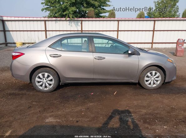 2T1BURHE8GC483660 2016 TOYOTA COROLLA Gold Vista interior trasera