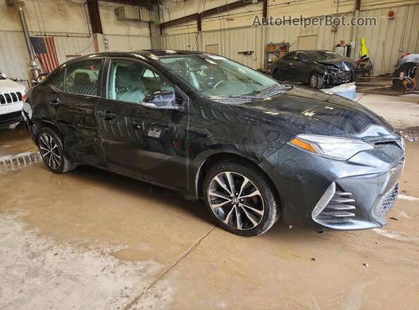 2T1BURHE8HC808261 2017 TOYOTA COROLLA Черный Передняя правая четверть