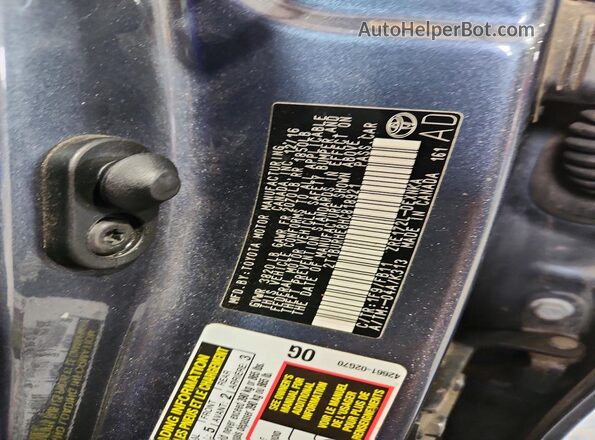 2T1BURHE8HC818921 2017 TOYOTA COROLLA Gray Engine compartment view
