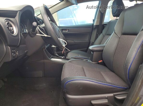 2T1BURHE8HC841308 2017 TOYOTA COROLLA Синий Вид салона спереди