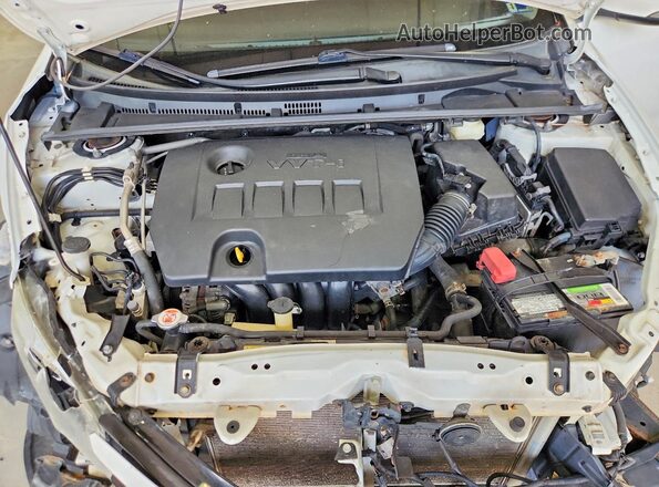 2T1BURHE8HC869173 2017 TOYOTA COROLLA White Rear interior view