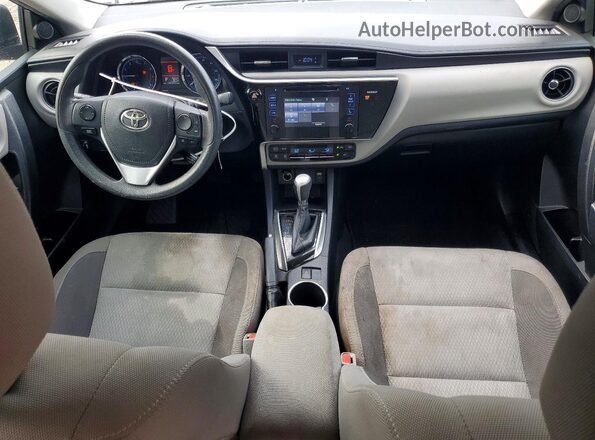 2T1BURHE8HC875264 2017 TOYOTA COROLLA Silver წინა პანელის ხედი