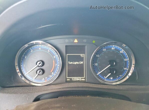 2T1BURHE8JC003088 2018 TOYOTA COROLLA Gray ხელსაწყოთა პანელის ხედი