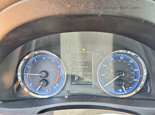 2T1BURHE8JC024054 2018 TOYOTA COROLLA Синий Вид щитка приборов