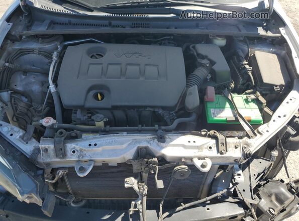 2T1BURHE8JC043963 2018 TOYOTA COROLLA Серебряный Вид задней части салона