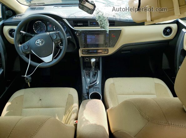 2T1BURHE8JC061430 2018 TOYOTA COROLLA Black Dashboard view