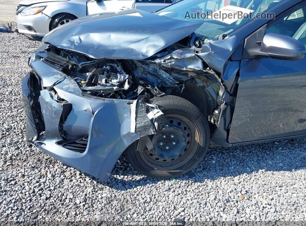 2T1BURHE8JC978058 2018 TOYOTA COROLLA Blue Вид спереду
