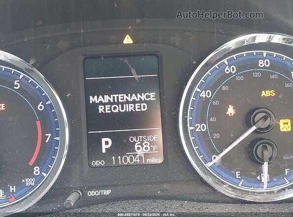 2T1BURHE8JC978058 2018 TOYOTA COROLLA Blue 