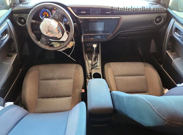 2T1BURHE8KC166373 2019 TOYOTA COROLLA Gray Widok deski rozdzielczej