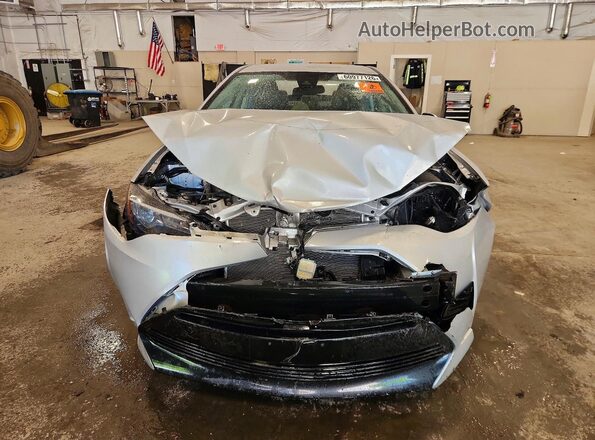 2T1BURHE8KC166535 2019 TOYOTA COROLLA Silver Դիմացի տեսք