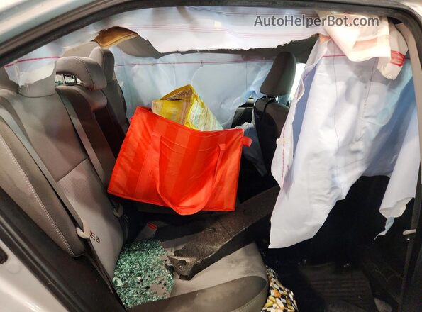 2T1BURHE8KC166535 2019 TOYOTA COROLLA Silver Հետևի նստատեղերի տեսք