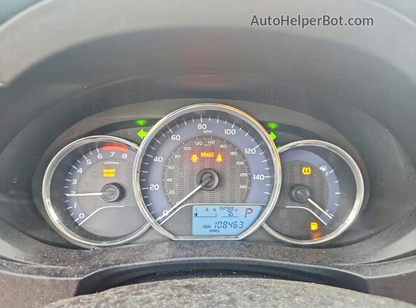 2T1BURHE9GC486485 2016 TOYOTA COROLLA Red Widok zestawu wskaźników