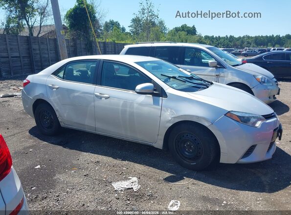 2T1BURHE9GC656375 2016 TOYOTA COROLLA Silver Widok wnętrza z tyłu