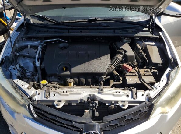 2T1BURHE9GC663763 2016 TOYOTA COROLLA Silver Rear interior view