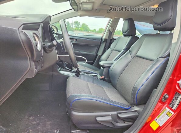 2T1BURHE9HC750516 2017 TOYOTA COROLLA Red Front interior view