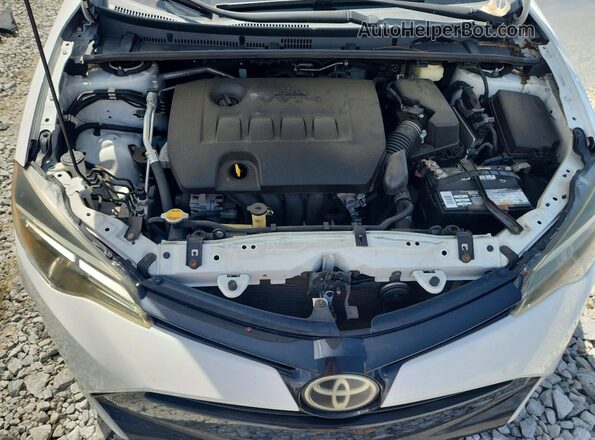 2T1BURHE9HC770488 2017 TOYOTA COROLLA White Widok wnętrza z tyłu