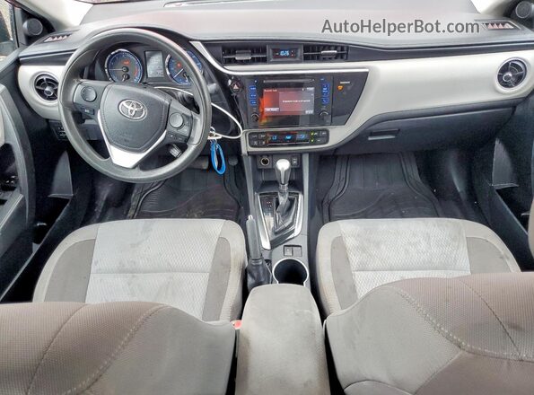 2T1BURHE9HC789929 2017 TOYOTA COROLLA Красный Вид панели приборов
