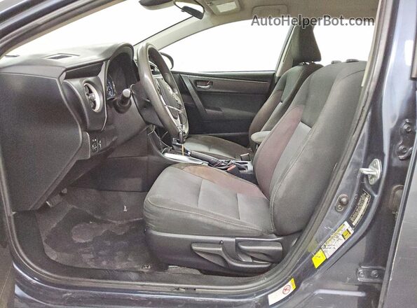 2T1BURHE9HC889318 2017 TOYOTA COROLLA Blue Widok wnętrza z przodu