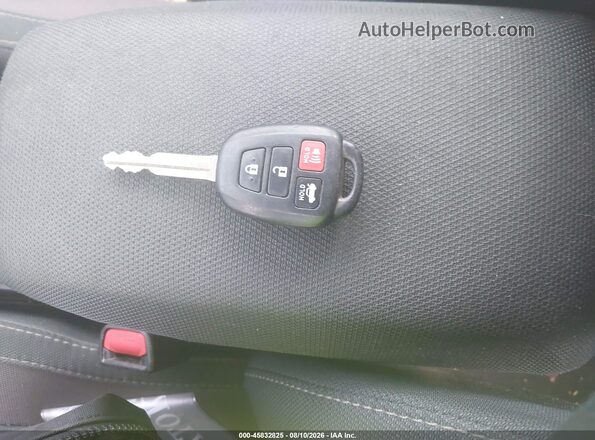 2T1BURHE9JC040280 2018 TOYOTA COROLLA Gray Vista del salpicadero