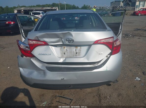 2T1BURHE9JC040280 2018 TOYOTA COROLLA Gray Vista frontal