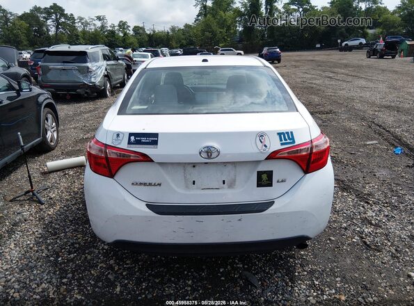 2T1BURHE9JC985228 2018 TOYOTA COROLLA White 