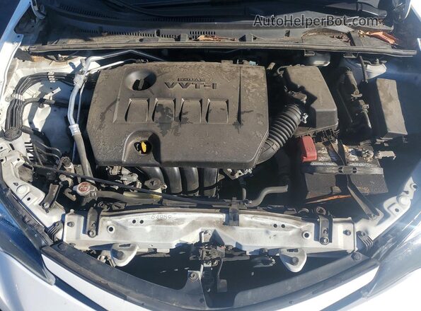 2T1BURHE9KC186776 2019 TOYOTA COROLLA White Widok wnętrza z tyłu