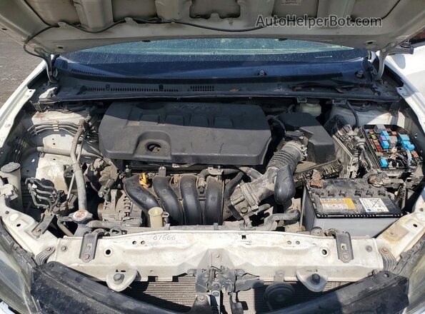 2T1BURHE9KC189483 2019 TOYOTA COROLLA White Rear interior view