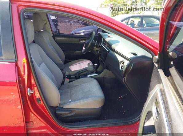 2T1BURHEXHC774016 2017 TOYOTA COROLLA Красный Вид салона спереди