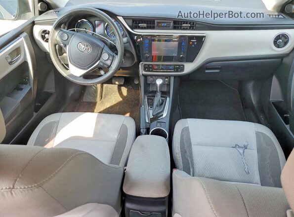 2T1BURHEXHC828270 2017 TOYOTA COROLLA Gray წინა პანელის ხედი