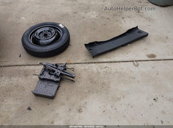 2T1BURHEXHC862192 2017 TOYOTA COROLLA Красный Вид щитка приборов