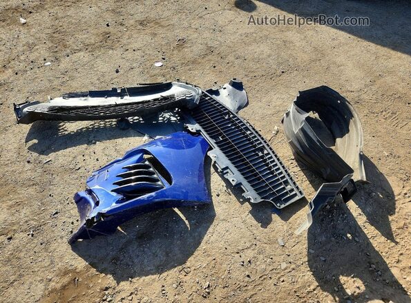 2T1BURHEXHC923170 2017 TOYOTA COROLLA Blue Engine compartment view
