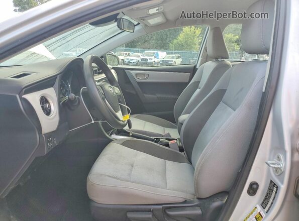 2T1BURHEXHC951373 2017 TOYOTA COROLLA Silver Вид салону спереду