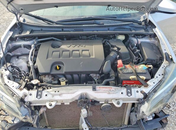 2T1BURHEXHC951373 2017 TOYOTA COROLLA Silver Вид задньої частини салону