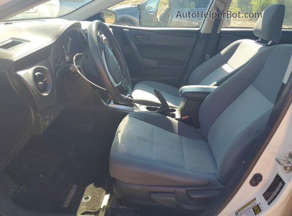 2T1BURHEXJC018451 2018 TOYOTA COROLLA Белый Вид салона спереди