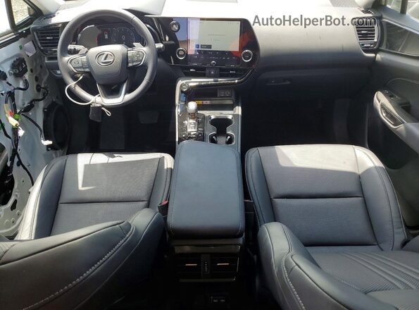 2T2ADCAZ0SC028005 2025 LEXUS NX White Vista del salpicadero