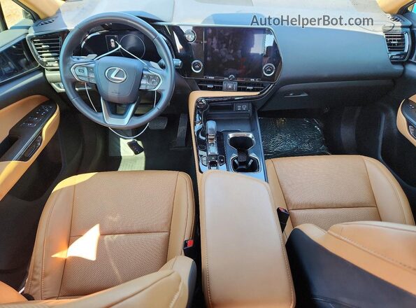 2T2AKCEZ3NC003054 2022 LEXUS NX Green Widok deski rozdzielczej