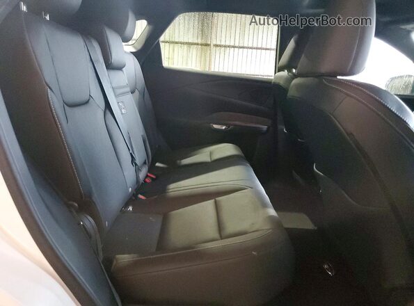 2T2BAMBA3RC039747 2024 LEXUS RX White Widok tylnych siedzeń