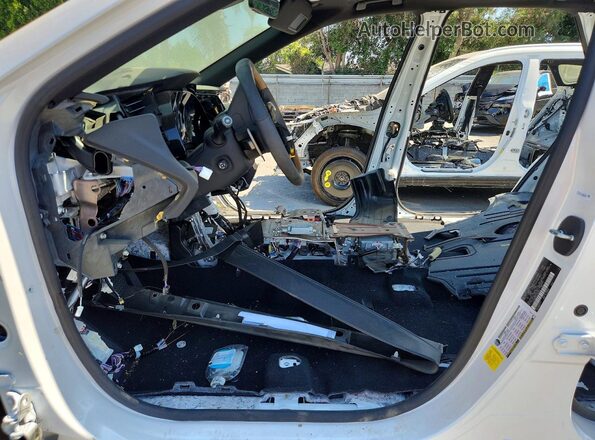 2T2BAMBA3TC079446 2026 LEXUS RX Белый Вид салона спереди