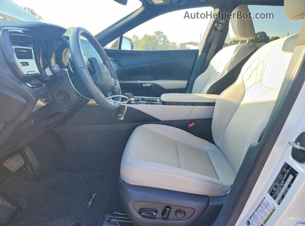 2T2BAMBA5PC004849 2023 LEXUS RX White Front interior view