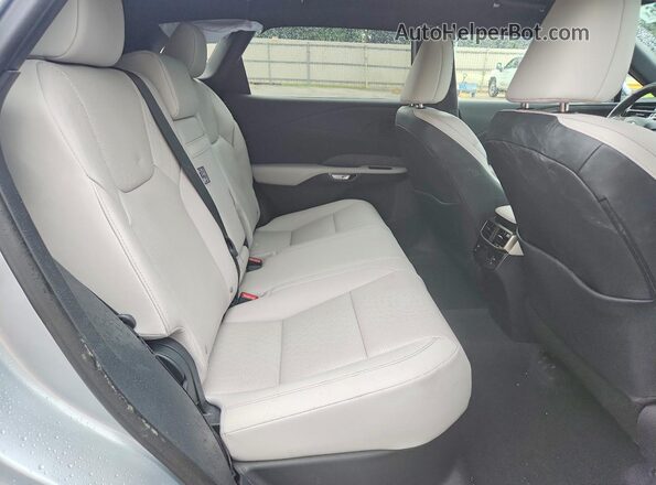2T2BAMBA7RC037063 2024 LEXUS RX Silver უკანა სალონის ხედი