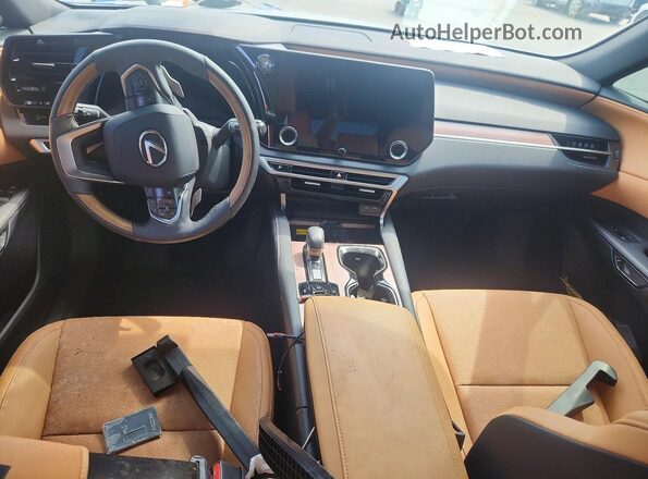2T2BAMBA7SC067041 2025 LEXUS RX Silver Vista del salpicadero