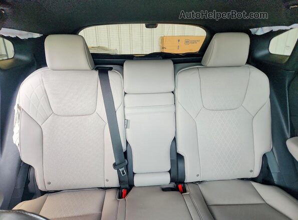 2T2BAMCA3SC116881 2025 LEXUS RX Red უკანა სავარძლების ხედი