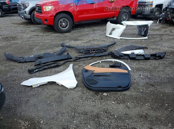2T2BAMCA4SC123676 2025 LEXUS RX White Vista de la etiqueta del VIN