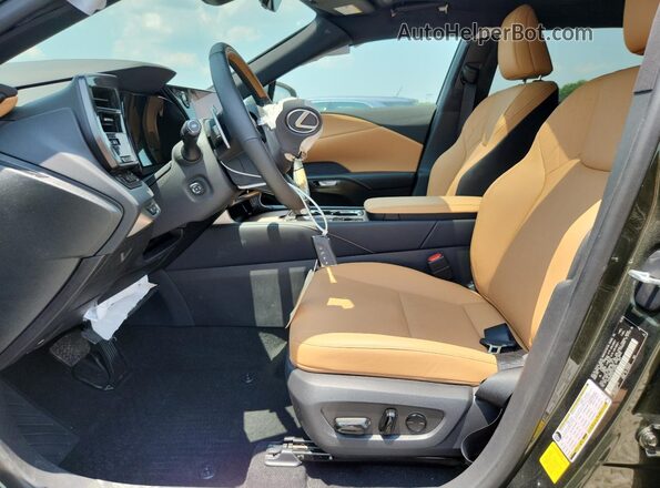 2T2BAMCA6TC132252 2026 LEXUS RX Green Vista interior delantera