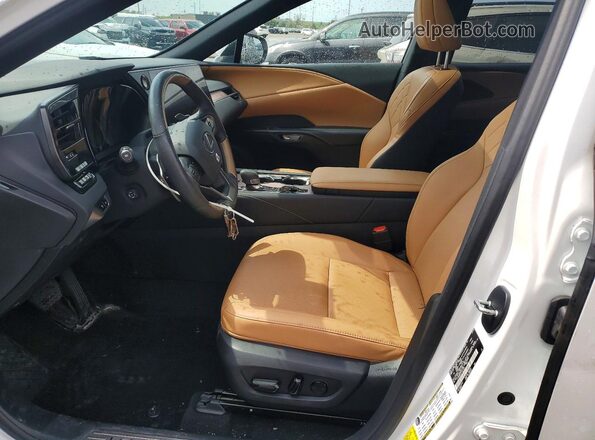 2T2BAMCA7PC032005 2023 LEXUS RX Белый Вид салона спереди