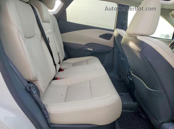 2T2BAMCA8TC126582 2026 LEXUS RX White Вид задніх сидінь