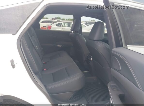 2T2BBMCA8TC138356 2026 LEXUS RX 350H White Widok naklejki z numerem VIN